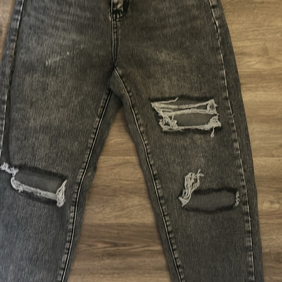 SHEIN high waisted mom jeans - Picture 3 of 4